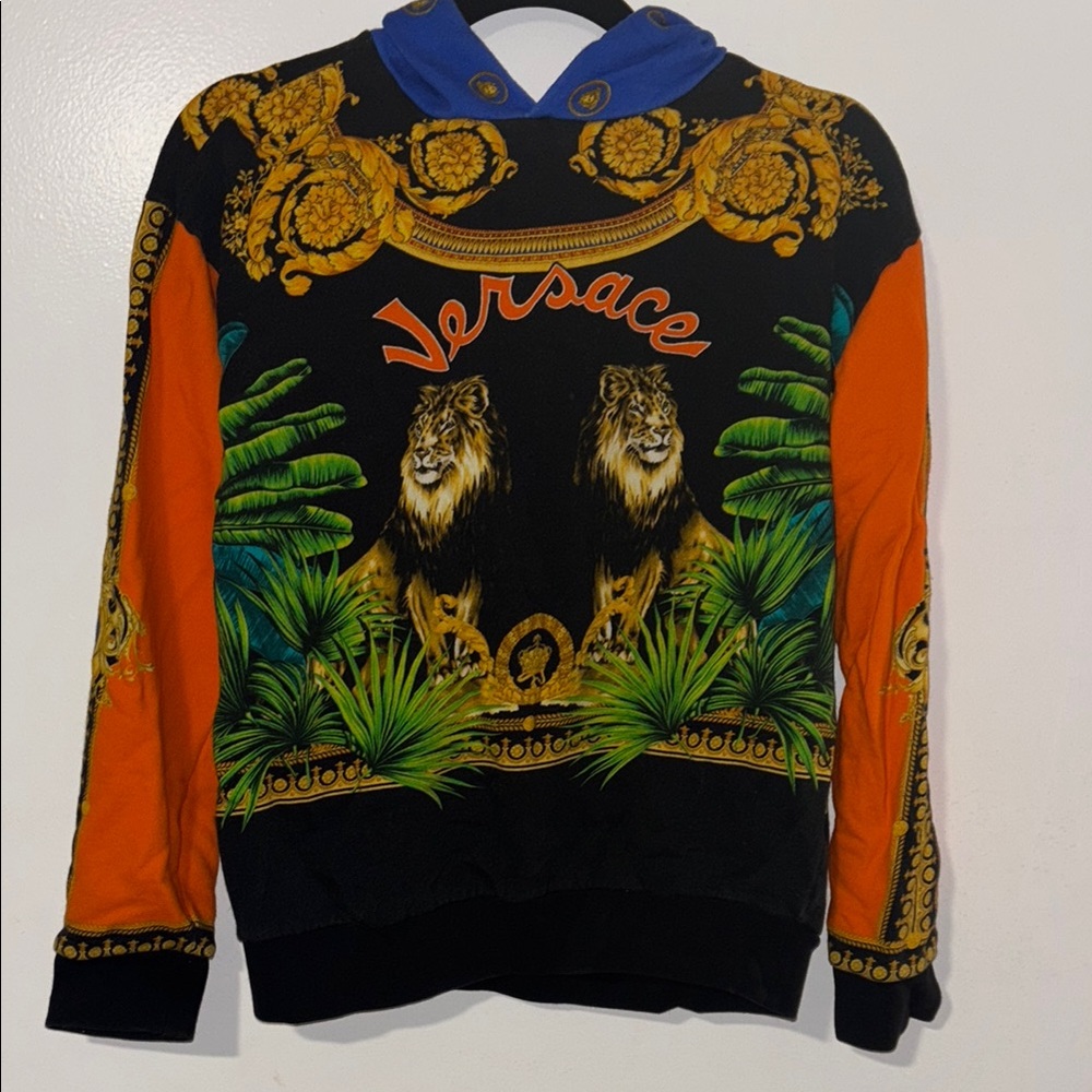 ⛓️‍💥 Versace Black and Orange Graphic Hoodie✨
